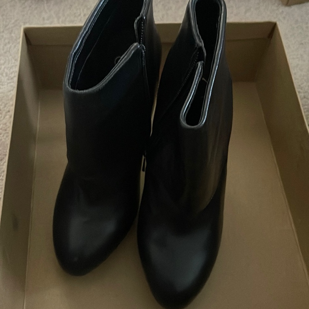Jessica Simpson ha-addey black size 7